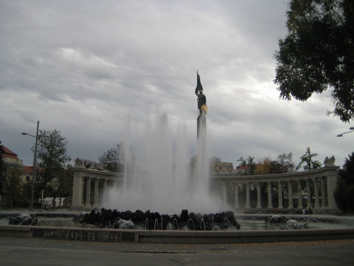 gallery_29324_1316_1940081.jpg