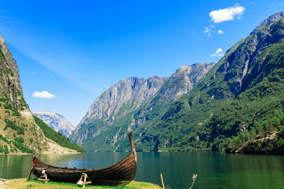 жюстин бейтман отчаянных домохозяйках. что значит. запретная зона картинки. ле као дай. габриэль солис кадры.